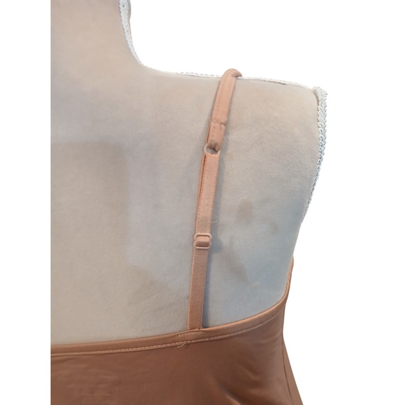 SOLD SOLD Trim Camisole Adjustable Straps Stretch Tank Top Medium - Picture 6 of 11